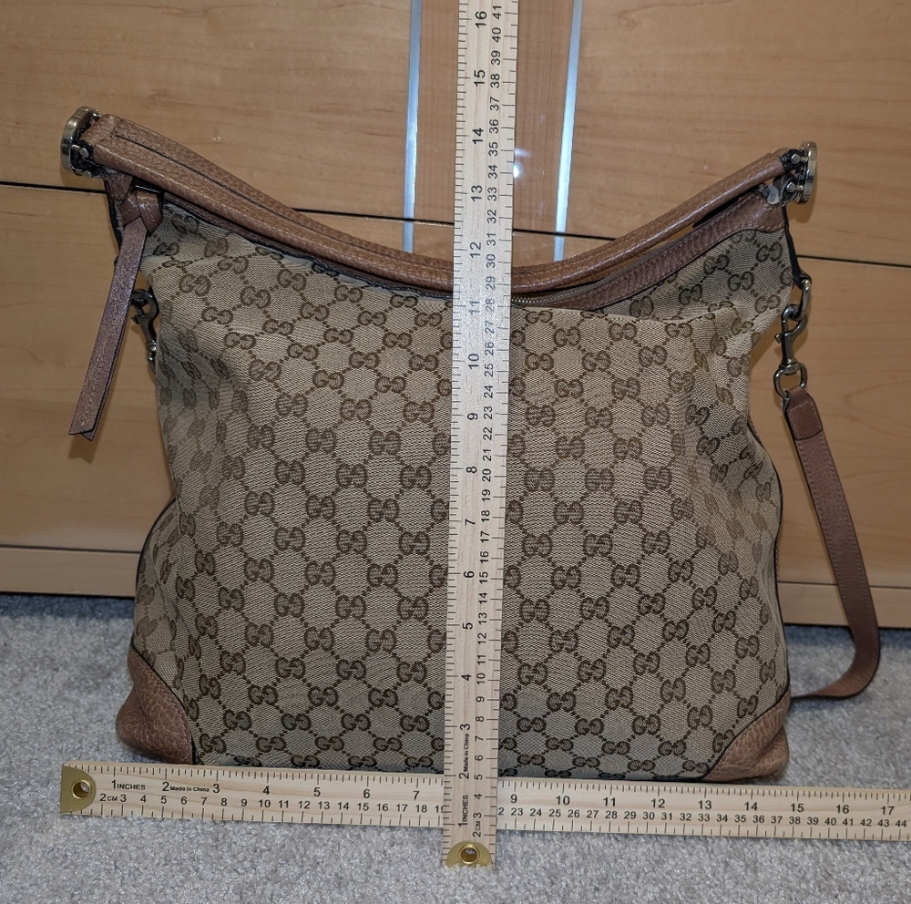 Gucci Brown and Cream Monogram Shoulder Bag - Picture 14 of 16